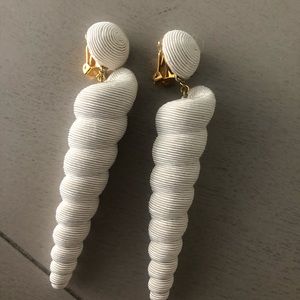 NEW Rebecca De Ravenel Large White Twisty Earrings